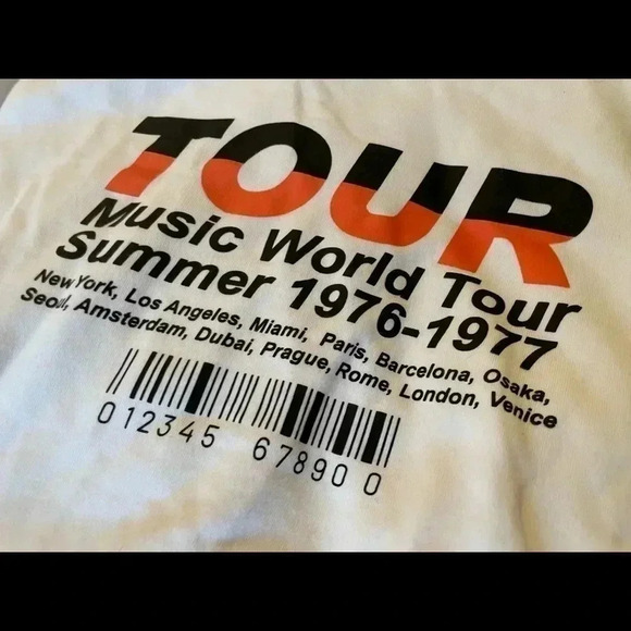 Forever 21 band tour crewneck sweatshirt white women’s size M high neck pullover - Picture 3 of 5